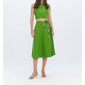 NEW THEO THE LABEL harmonia zipped front top in rewild green